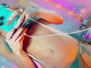 isabellalatingirs webcam model