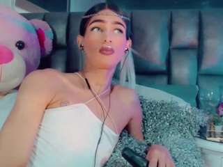 isabellalatingirs webcam