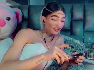 isabellalatingirs webcam