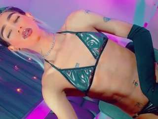 isabellalatingirs webcam