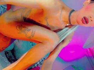 isabellalatingirs webcam