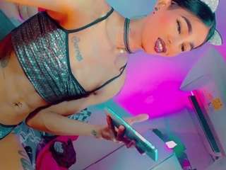 isabellalatingirs webcam