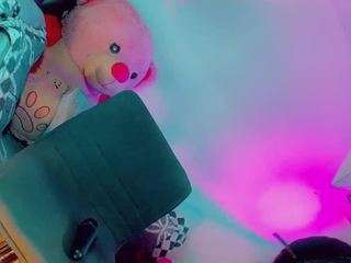 isabellalatingirs webcam