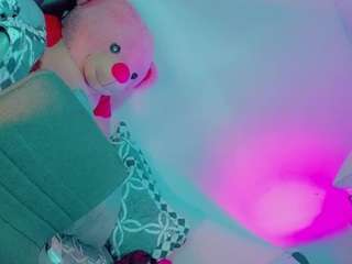 isabellalatingirs webcam