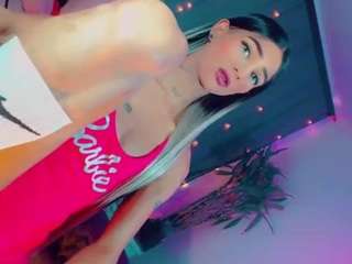 isabellalatingirs Live Webcam on CamSoda