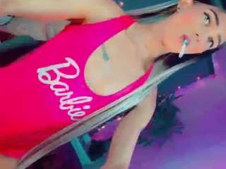 isabellalatingirs webcam