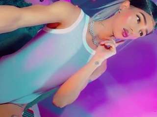 isabellalatingirs live cam profile