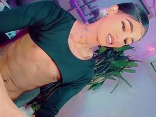 isabellalatingirs webcam