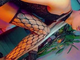 isabellalatingirs webcam