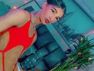 isabellalatingirs webcam