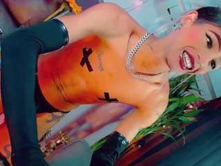 isabellalatingirs webcam