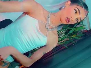 isabellalatingirs webcam