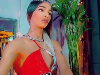 isabellalatingirs webcam