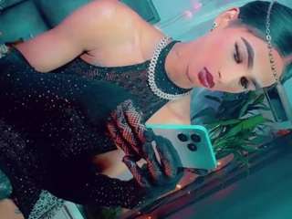 isabellalatingirs webcam