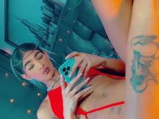 isabellalatingirs webcam