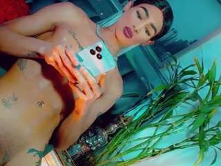isabellalatingirs webcam