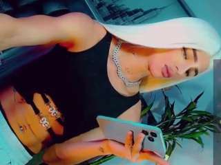 isabellalatingirs