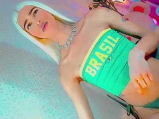 isabellalatingirs