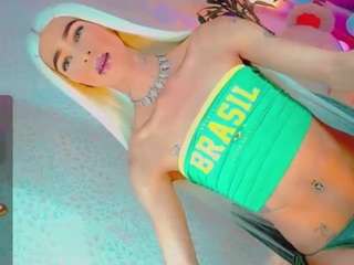 isabellalatingirs's live room