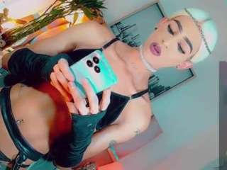 isabellalatingirs