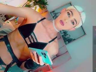 isabellalatingirs