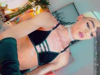 isabellalatingirs