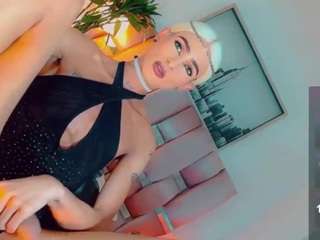 isabellalatingirs