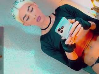 isabellalatingirs