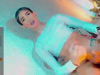 isabellalatingirs Sex Cam Show