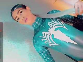 isabellalatingirs