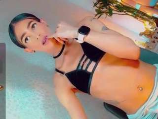 isabellalatingirs