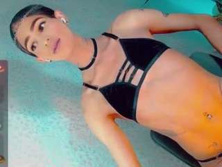 isabellalatingirs
