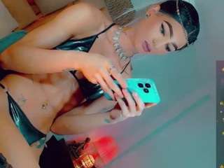 isabellalatingirs