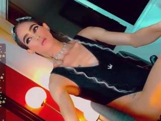 isabellalatingirs live webcam show