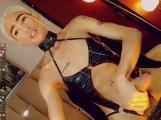 isabellalatingirs