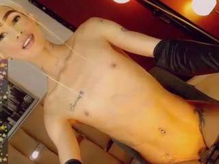 isabellalatingirs live webcam show