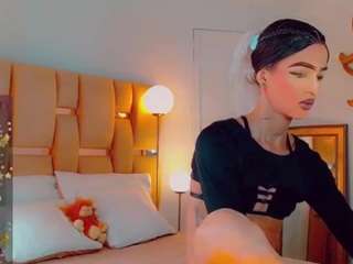 isabellalatingirs