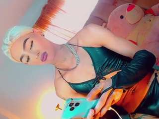 isabellalatingirs