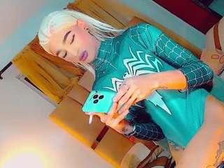 isabellalatingirs