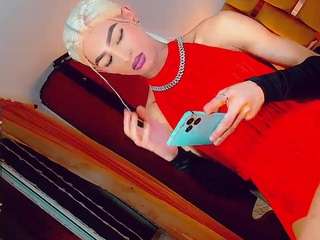 isabellalatingirs