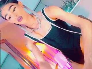 isabellalatingirs