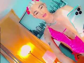 isabellalatingirs live cam preview