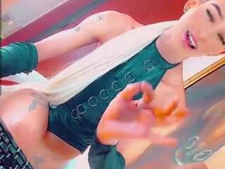 isabellalatingirs