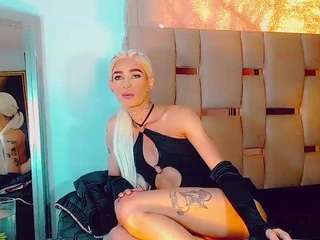 isabellalatingirs live cam preview