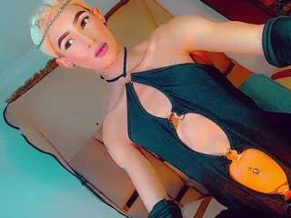 isabellalatingirs
