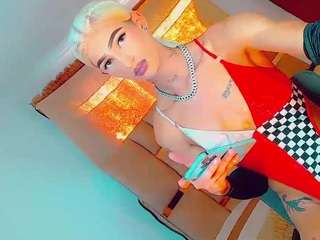 isabellalatingirs live cam preview