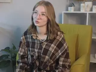 LoraBiers's Live Sex Cam Show