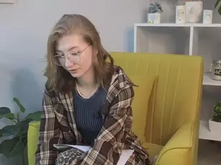LoraBiers's Live Sex Cam Show