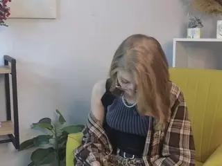 LoraBiers's Live Sex Cam Show