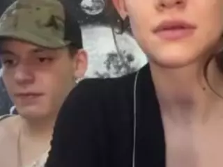nimmuns2's Live Sex Cam Show